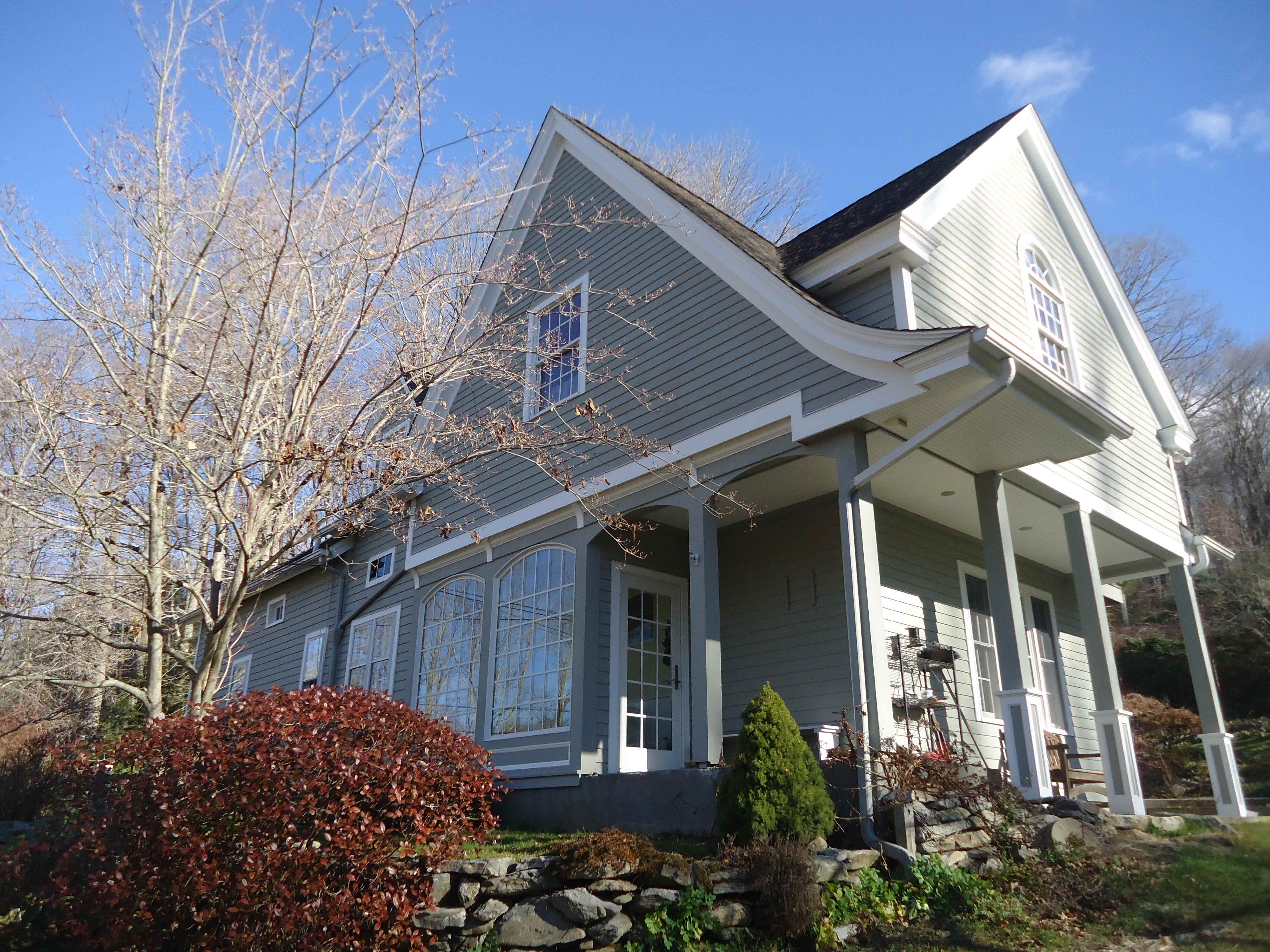 Building photograph for 112 WEWAKA BROOK RD